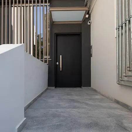 Daedalus Apartment *