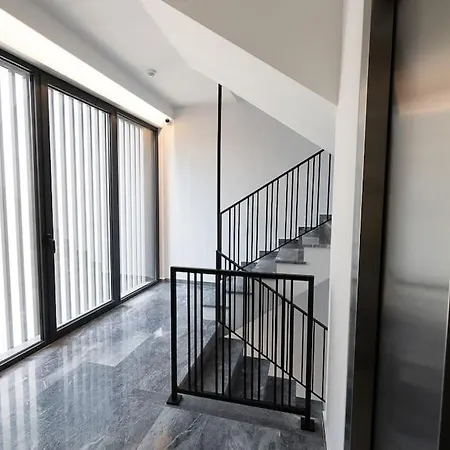 Daedalus Apartment